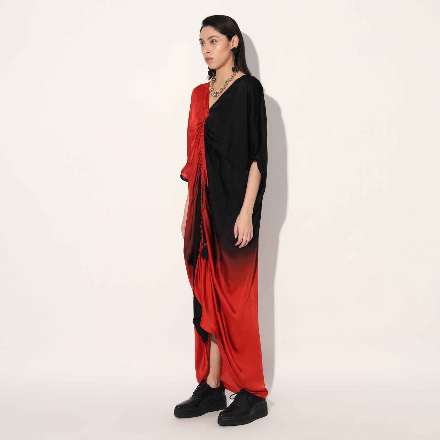 RED/BLACK