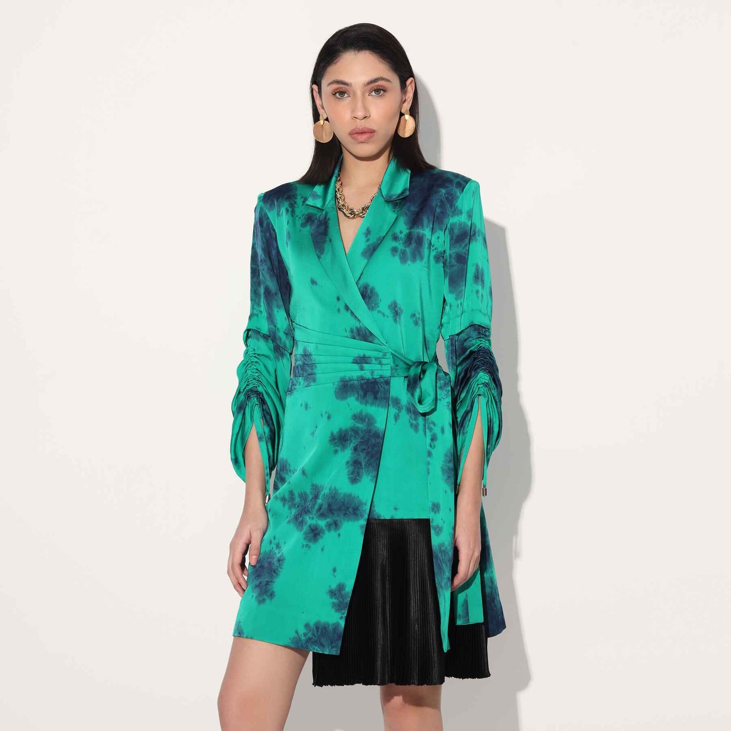 GREEN